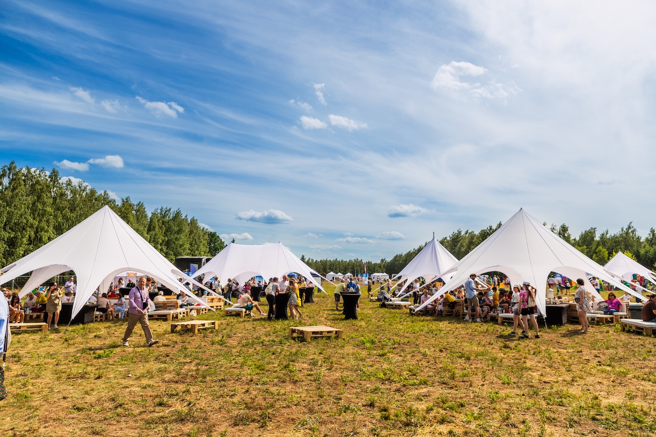 Wynajem hali namiotowej na event firmowy