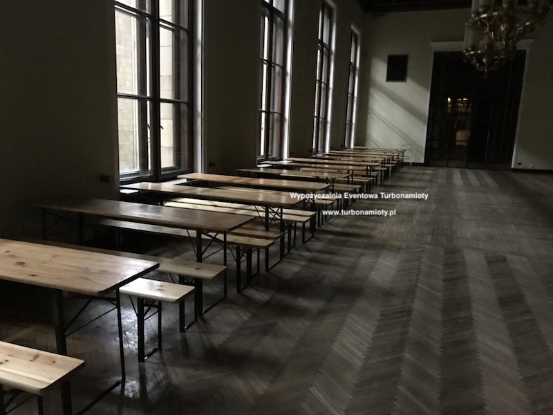 Eventy biznesowe – jakie meble będą przydatne?