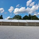 Hala namiotowa 10 m na urodziny i przyjęcie plenerowe, jasne wnętrze dla gości, wynajem