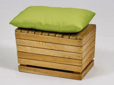Stolik bamboo z naturalnego bambusa na event firmowy i wesele w plenerze – wynajem